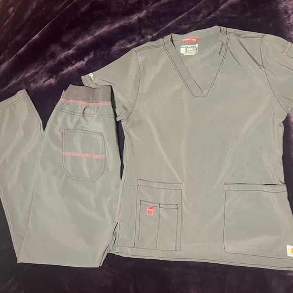 CARHARTT | Grey & Pink Scrub Set - Picture 6 of 15